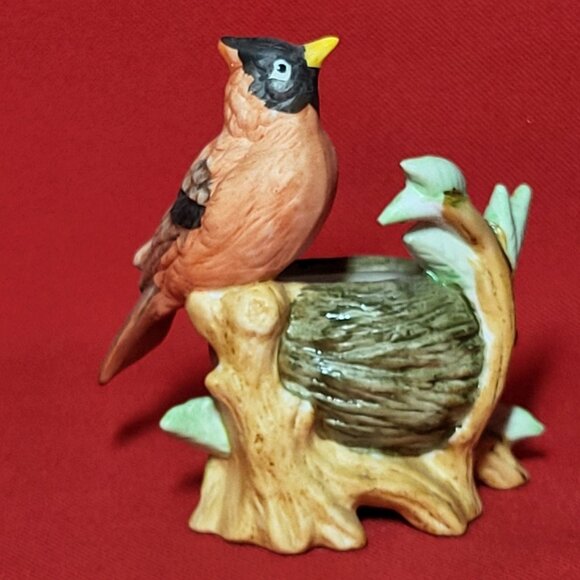 Vintage IW Rice Cardinal Bird Perched on Nest Porcelain Figurine - Picture 2 of 13